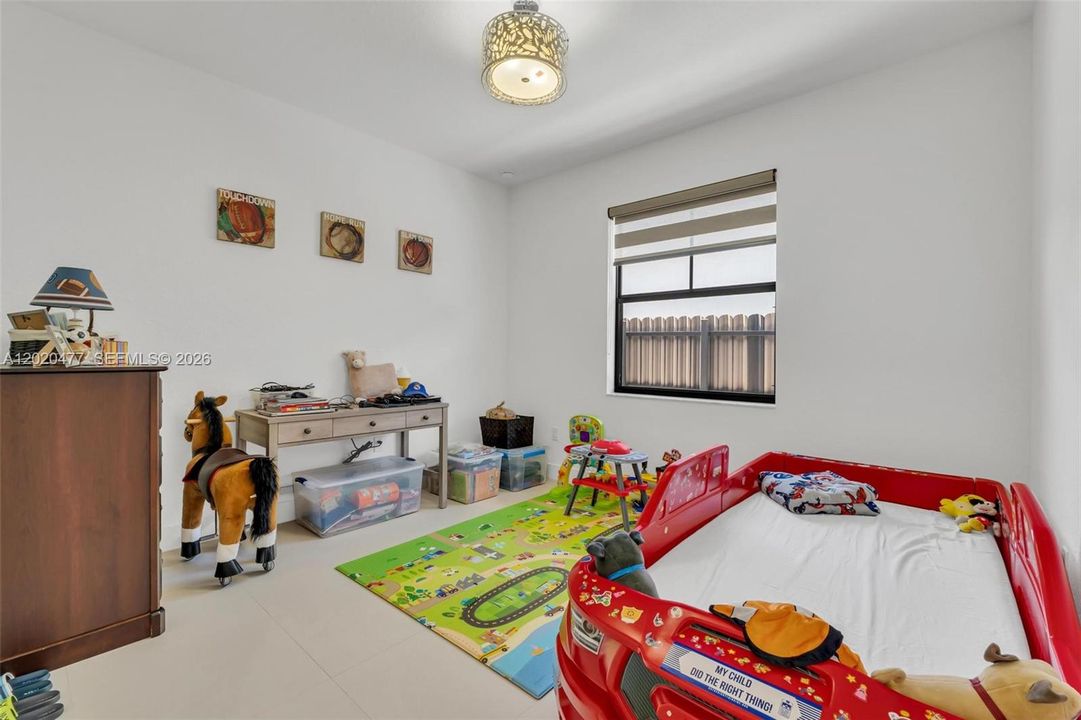 For Sale: $865,000 (4 beds, 3 baths, 2065 Square Feet)