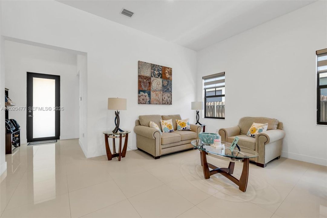 For Sale: $865,000 (4 beds, 3 baths, 2065 Square Feet)