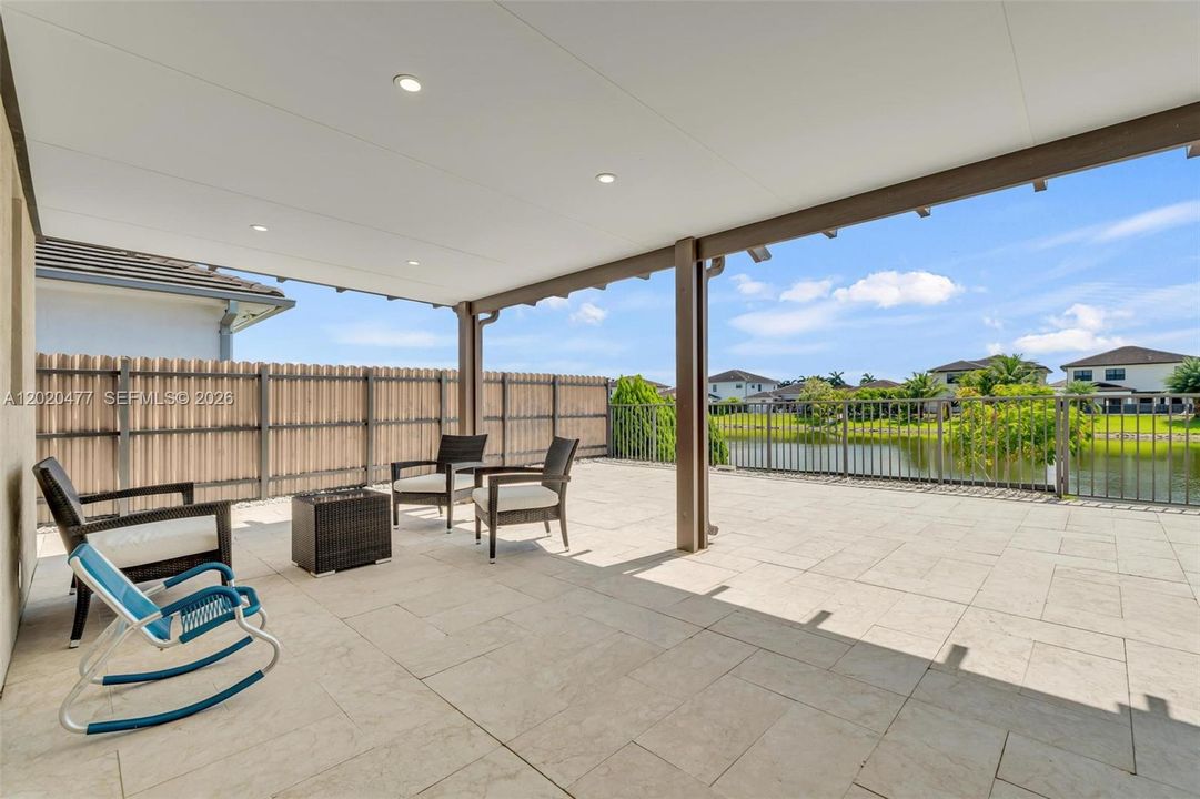 For Sale: $865,000 (4 beds, 3 baths, 2065 Square Feet)