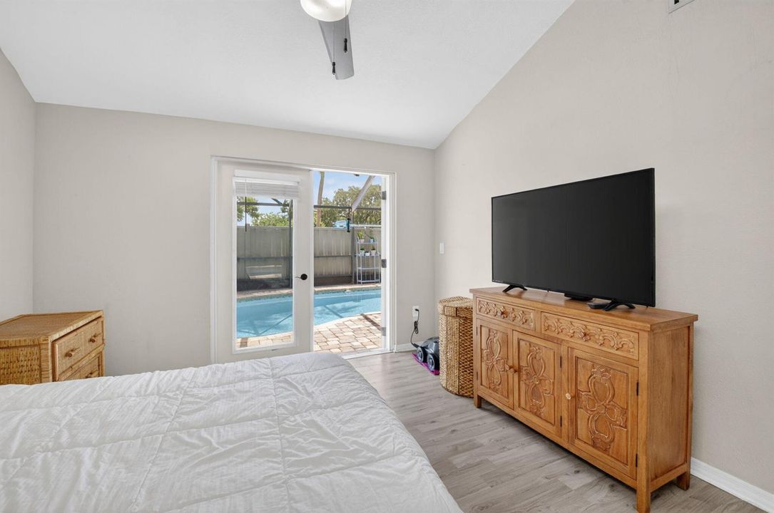 GUSET BED 2 POOL