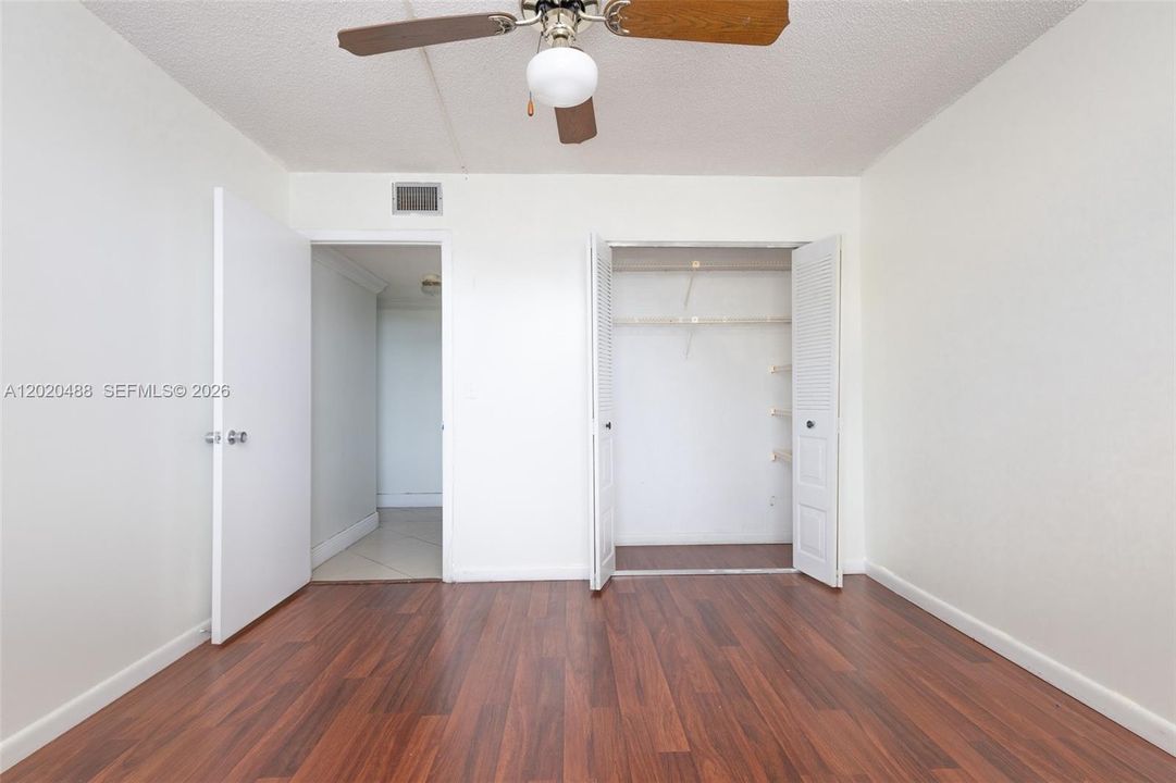 En Venta: $153,000 (2 camas, 2 baños, 1000 Pies cuadrados)