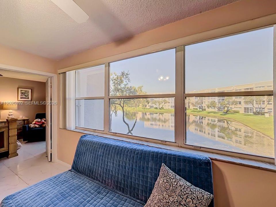 En Venta: $185,000 (2 camas, 2 baños, 1370 Pies cuadrados)
