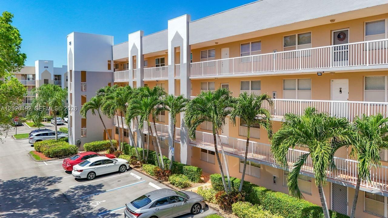 En Venta: $185,000 (2 camas, 2 baños, 1370 Pies cuadrados)