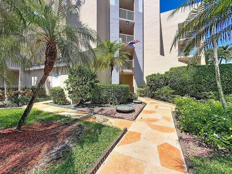 En Venta: $185,000 (2 camas, 2 baños, 1370 Pies cuadrados)