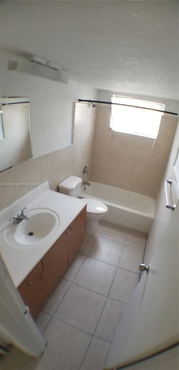 For Sale: $215,000 (2 beds, 2 baths, 1146 Square Feet)