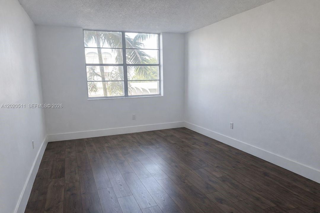 En Venta: $163,000 (2 camas, 2 baños, 1175 Pies cuadrados)