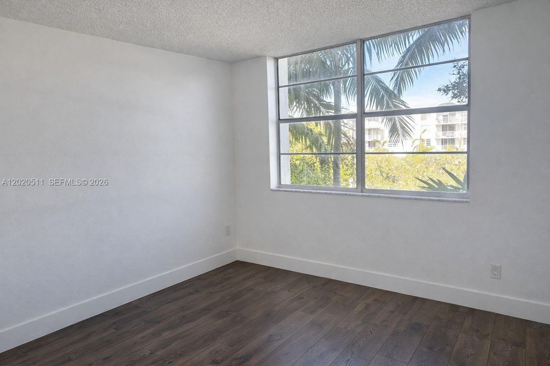 En Venta: $163,000 (2 camas, 2 baños, 1175 Pies cuadrados)
