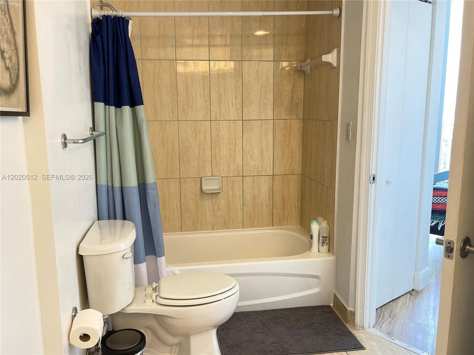 En Venta: $675,000 (2 camas, 2 baños, 1048 Pies cuadrados)