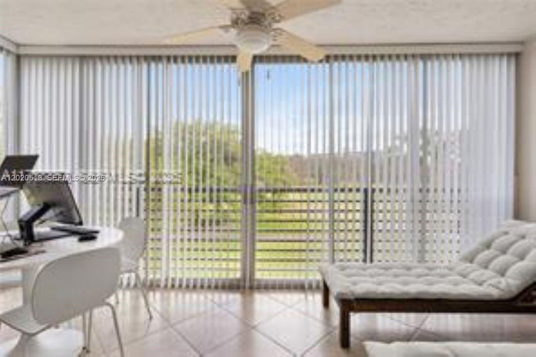 For Sale: $400,000 (3 beds, 2 baths, 1716 Square Feet)