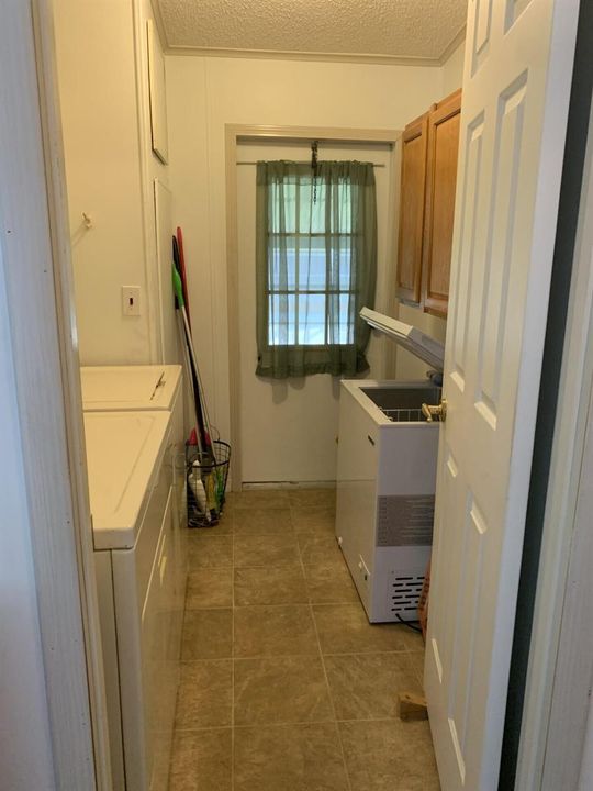Laundry Room to Florida Room