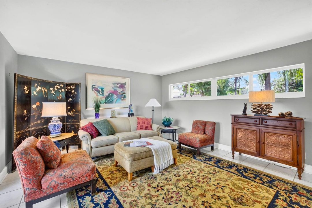 7 Living Room