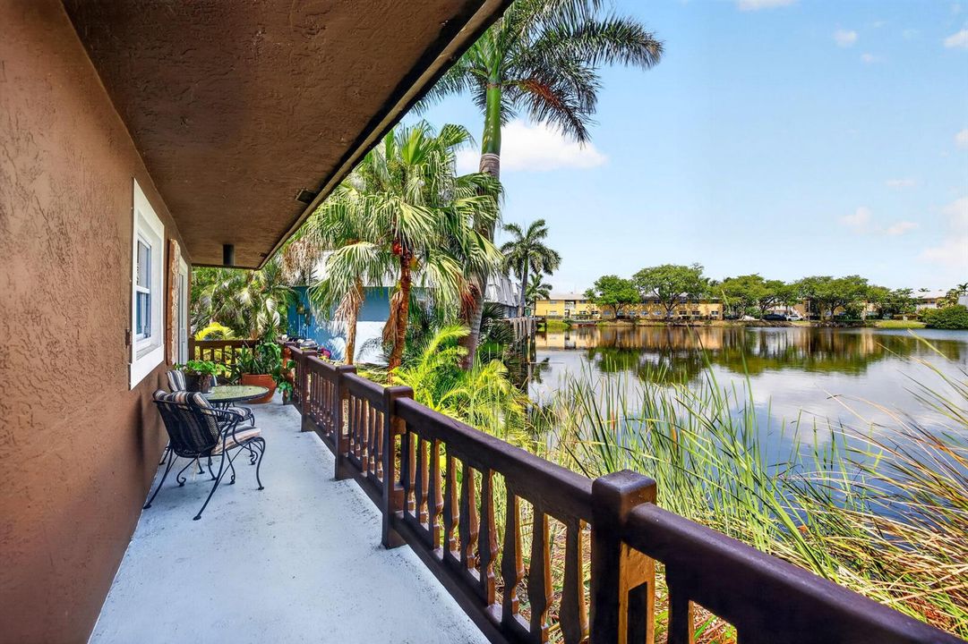 5 lake View