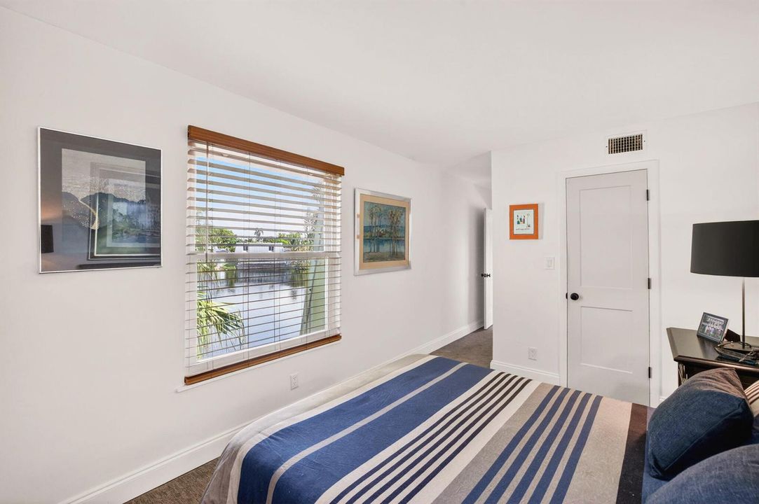 40 Primary Bedroom