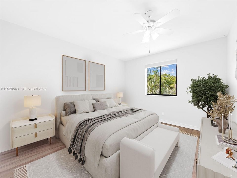 For Sale: $330,000 (2 beds, 2 baths, 957 Square Feet)
