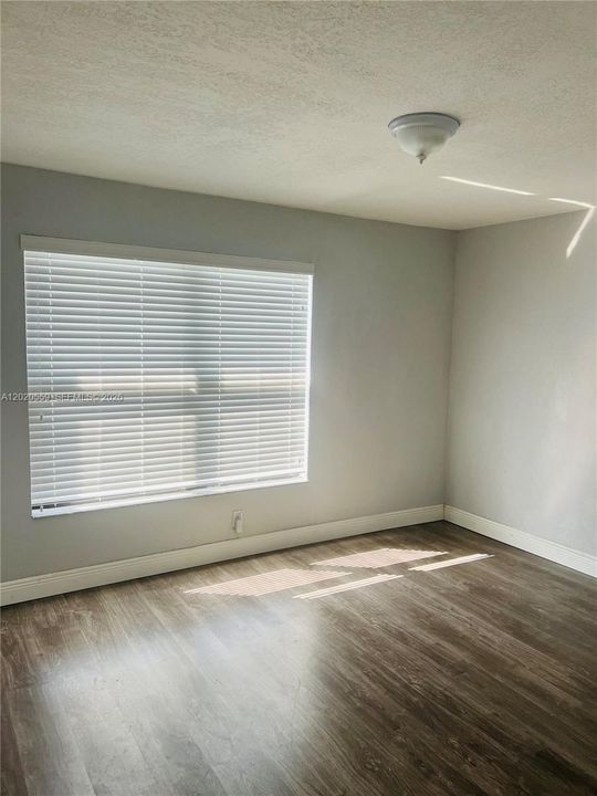 En Renta: $4,300 (3 camas, 2 baños, 1580 Pies cuadrados)