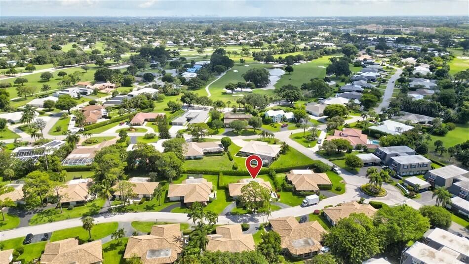 429 Pine Villa Dr Lake Worth, FL 33462