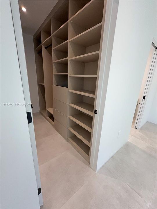 Junior Master Closet