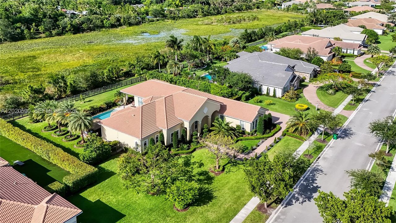 For Sale: $2,199,000 (5 beds, 4 baths, 4104 Square Feet)