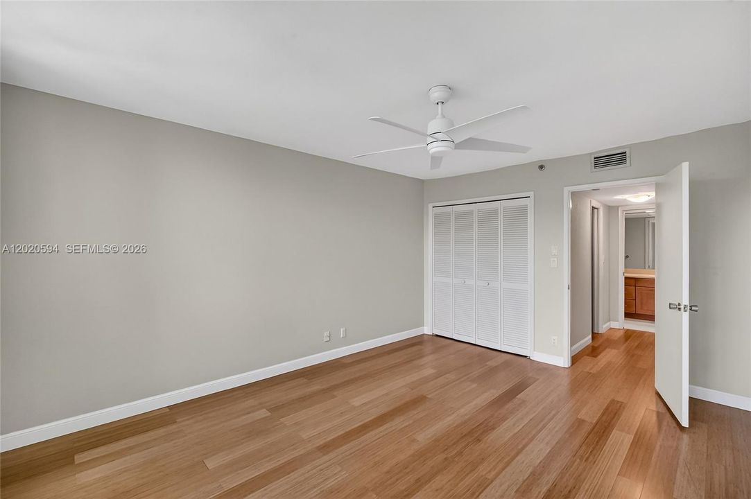 For Sale: $370,000 (3 beds, 2 baths, 1620 Square Feet)