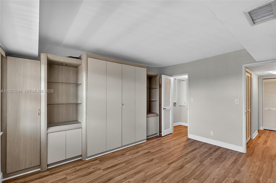 For Sale: $370,000 (3 beds, 2 baths, 1620 Square Feet)