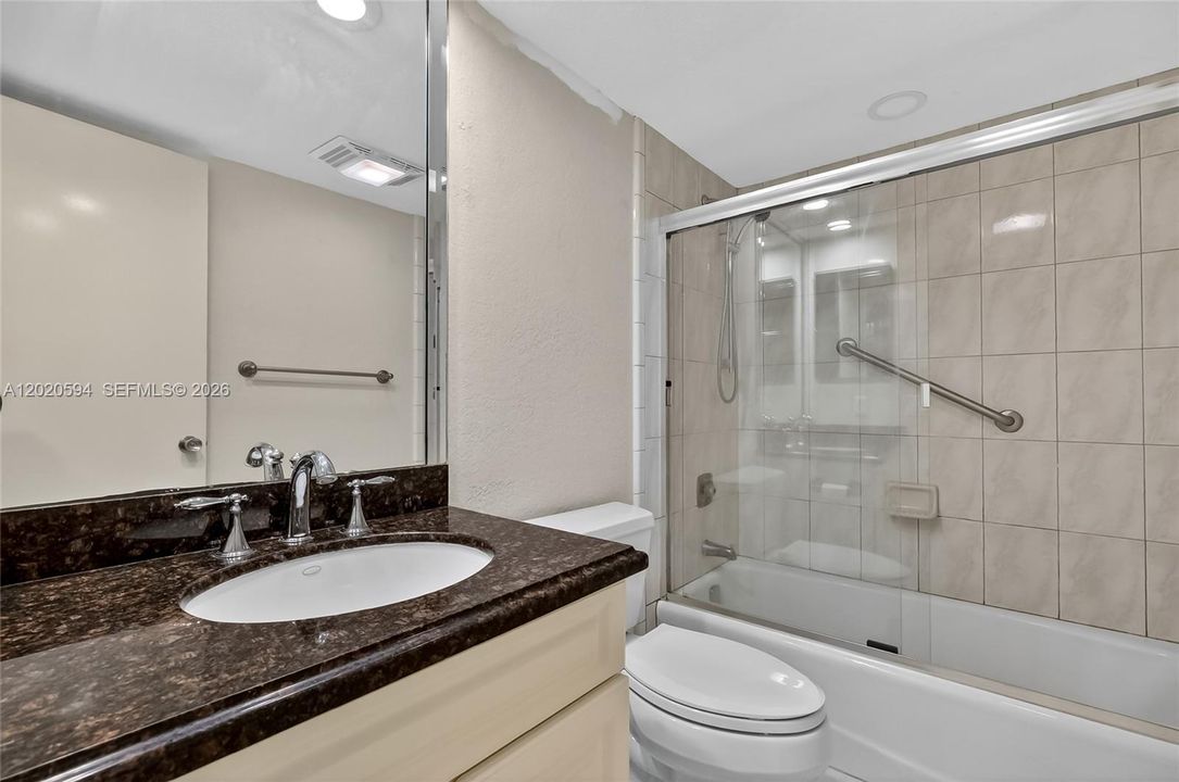 For Sale: $370,000 (3 beds, 2 baths, 1620 Square Feet)