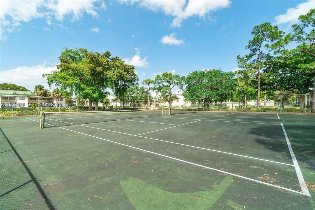 For Rent: $1,950 (2 beds, 2 baths, 1085 Square Feet)