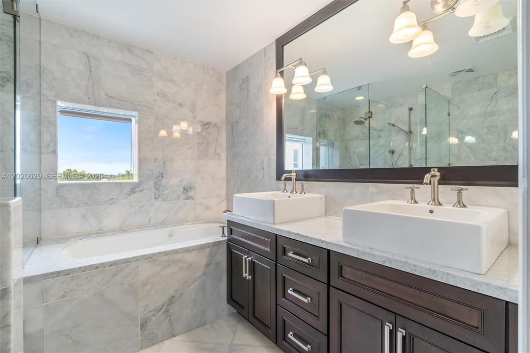 For Rent: $7,750 (2 beds, 2 baths, 2525 Square Feet)