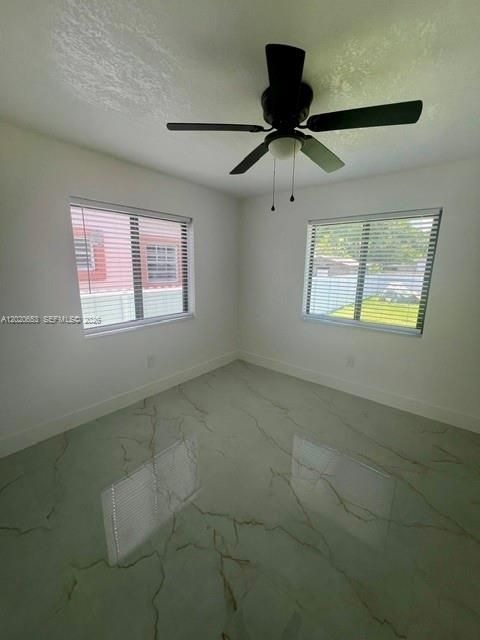 For Rent: $3,000 (3 beds, 2 baths, 1080 Square Feet)