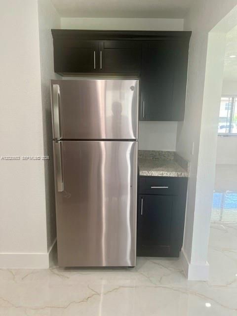 For Rent: $3,000 (3 beds, 2 baths, 1080 Square Feet)