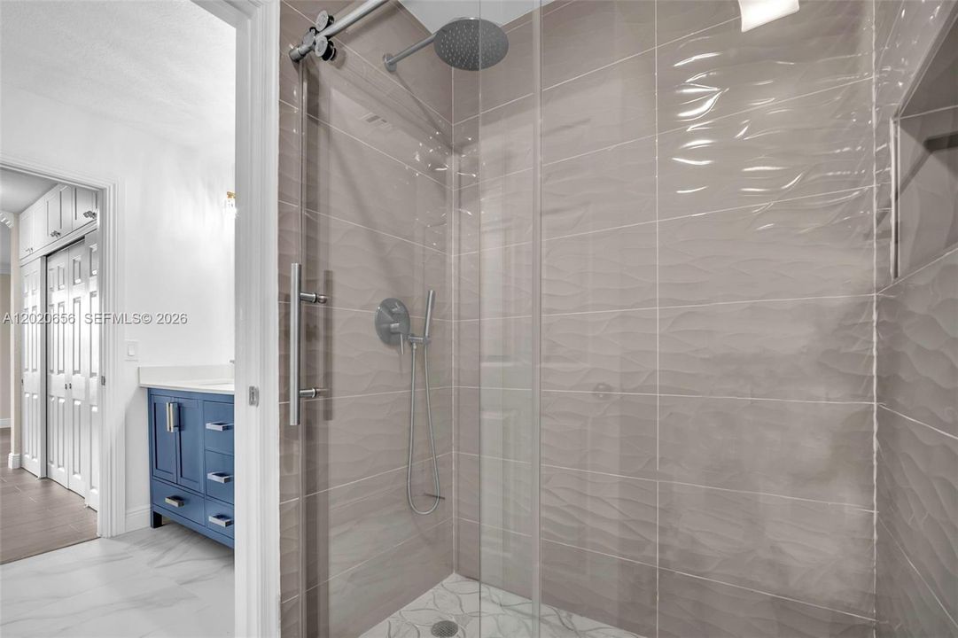 В аренду: $5,850 (5 спален, 3 ванн, 2998 Квадратных фут)