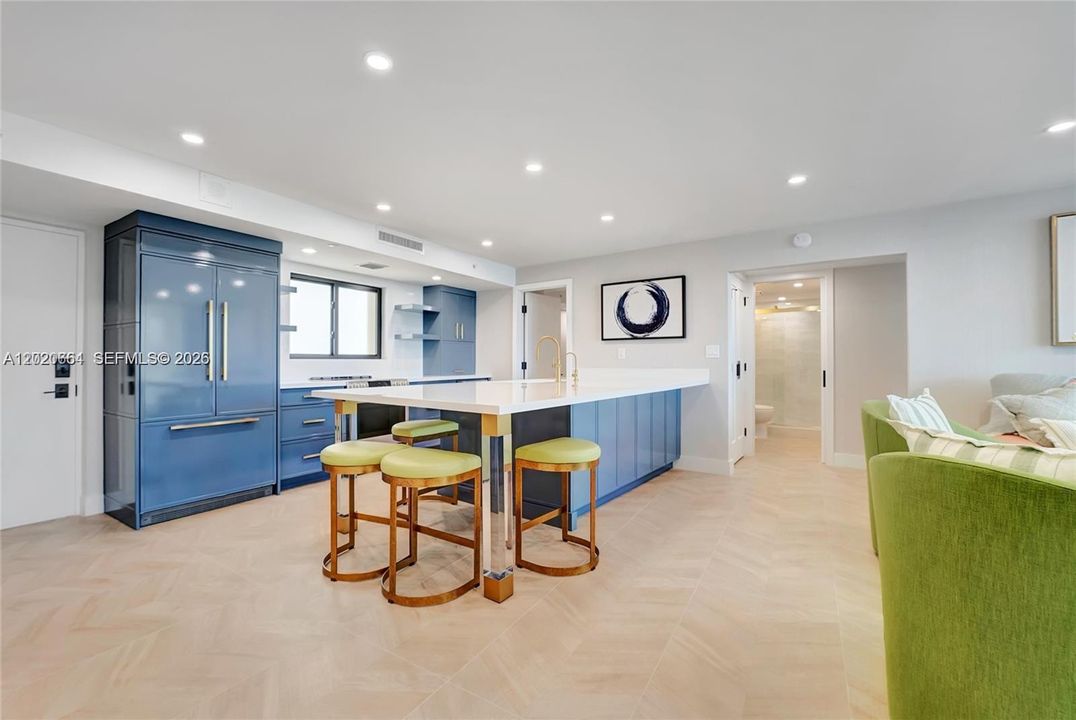 For Rent: $13,000 (3 beds, 2 baths, 1170 Square Feet)