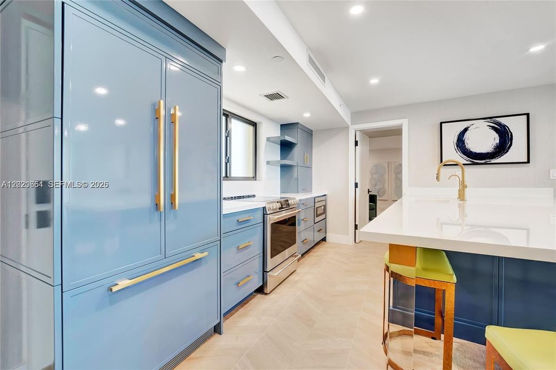 For Rent: $13,000 (3 beds, 2 baths, 1170 Square Feet)