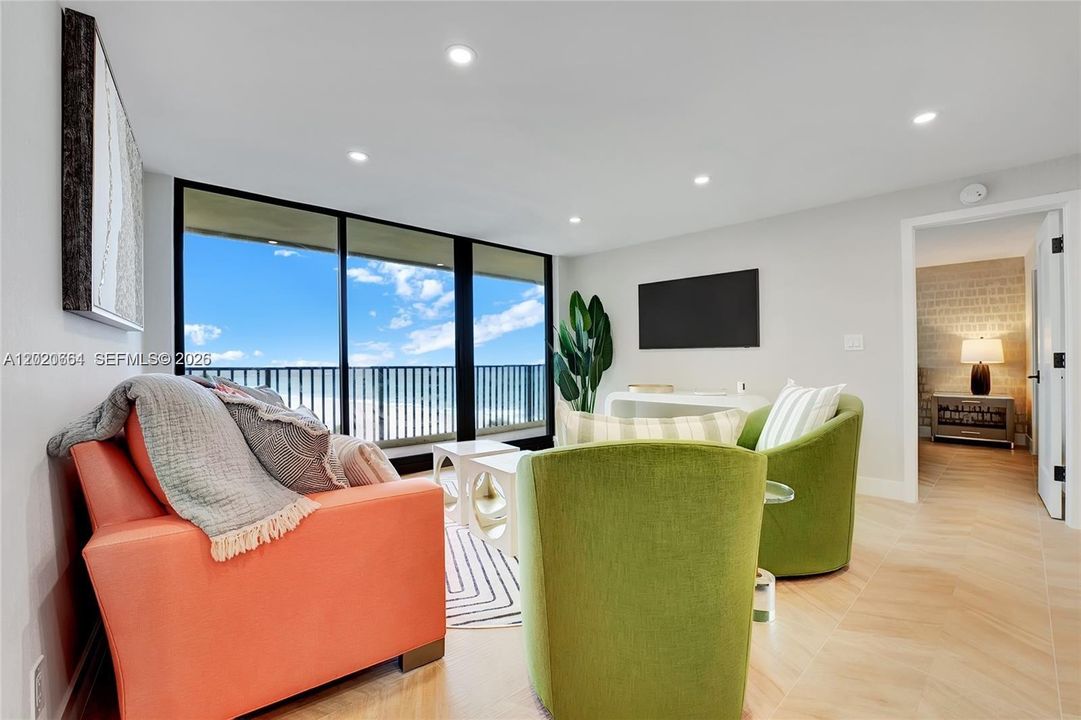 For Rent: $13,000 (3 beds, 2 baths, 1170 Square Feet)