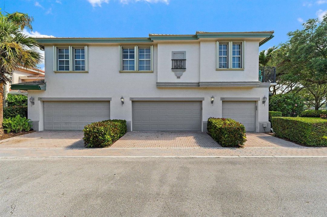 034-153EvergrenePkwy-PalmBeachGardens-SM