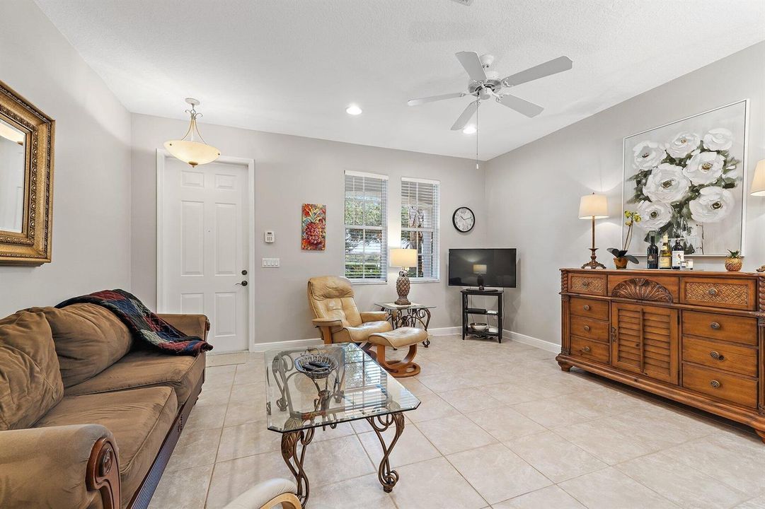 012-153EvergrenePkwy-PalmBeachGardens-SM