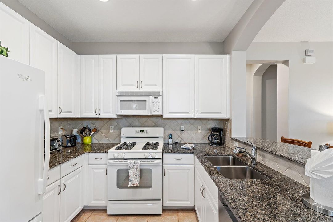 016-153EvergrenePkwy-PalmBeachGardens-SM