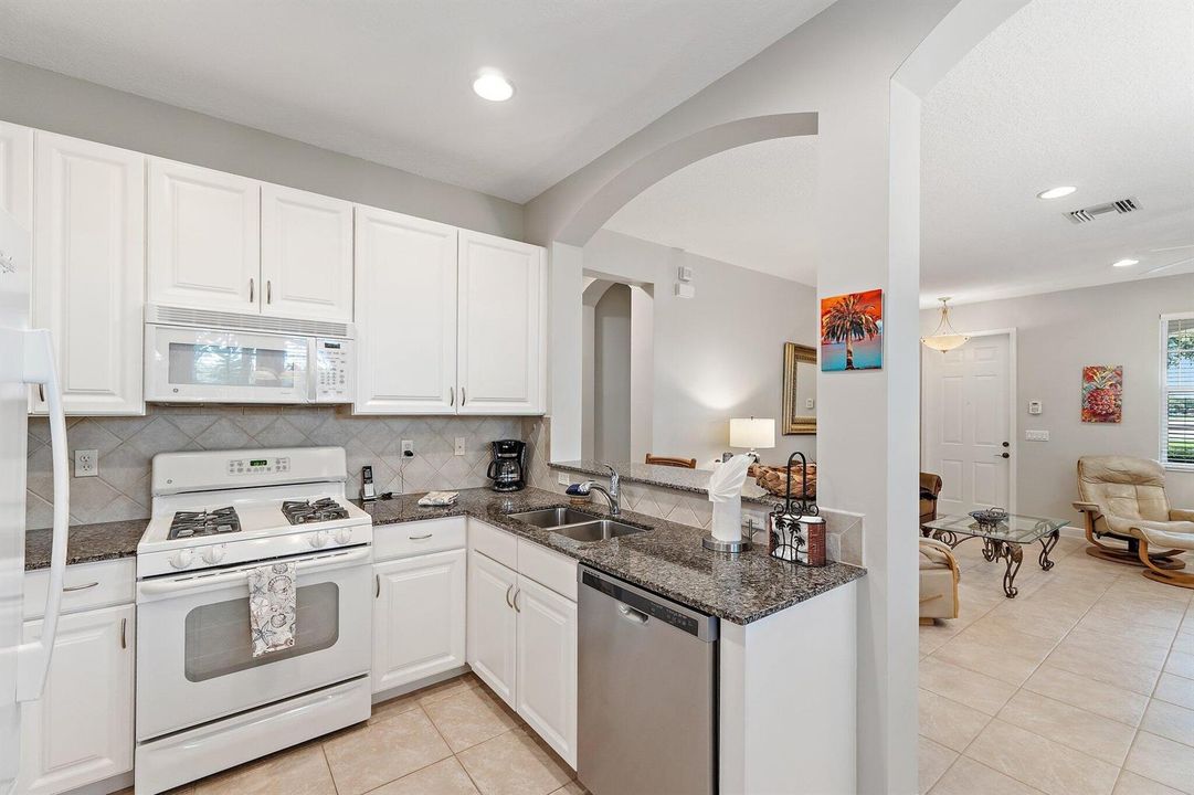 017-153EvergrenePkwy-PalmBeachGardens-SM