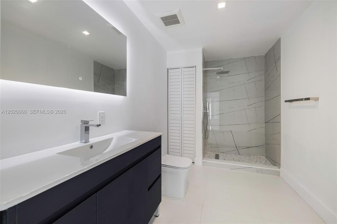 For Sale: $2,595,000 (4 beds, 4 baths, 2632 Square Feet)