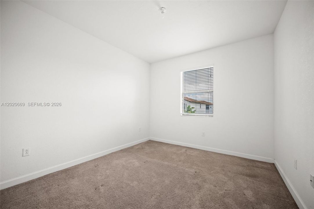 En Venta: $460,000 (4 camas, 2 baños, 1820 Pies cuadrados)