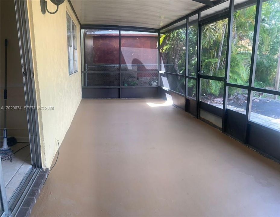 For Rent: $2,485 (2 beds, 2 baths, 952 Square Feet)