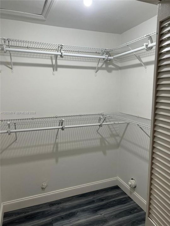 For Rent: $2,485 (2 beds, 2 baths, 952 Square Feet)