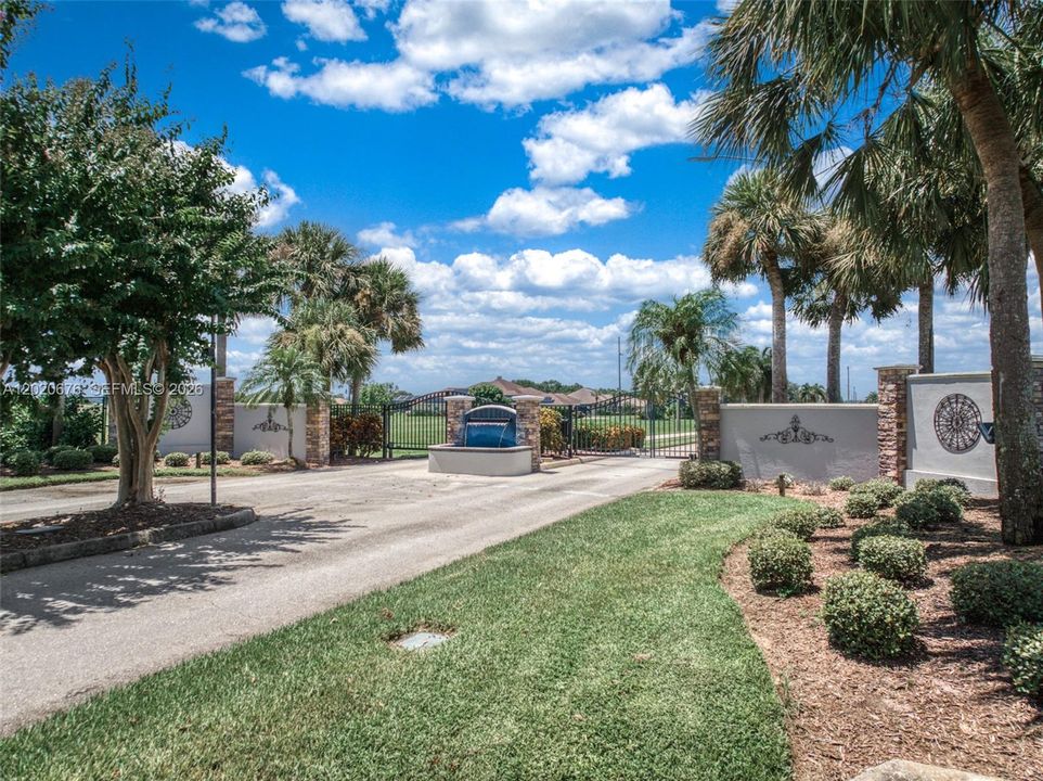 For Sale: $450,000 (4 beds, 4 baths, 0 Square Feet)