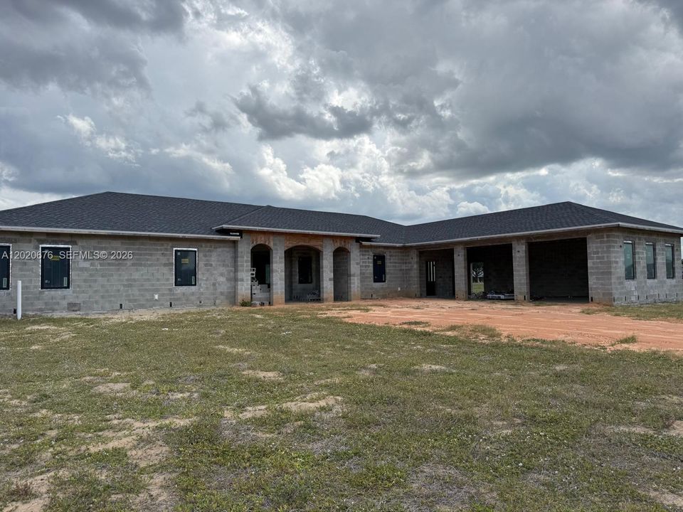 For Sale: $450,000 (4 beds, 4 baths, 0 Square Feet)