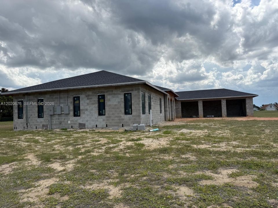 For Sale: $450,000 (4 beds, 4 baths, 0 Square Feet)
