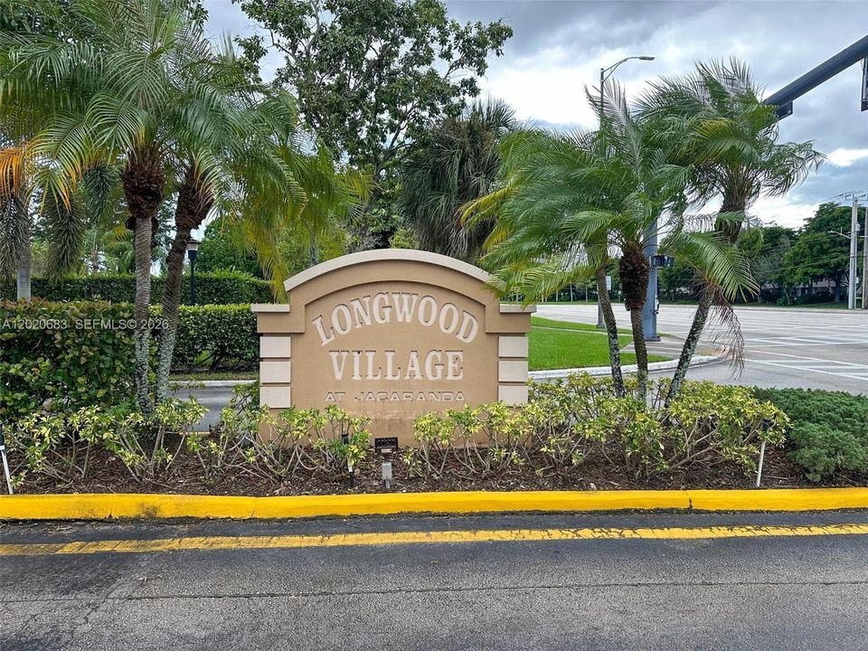 En Venta: $400,000 (2 camas, 2 baños, 1272 Pies cuadrados)