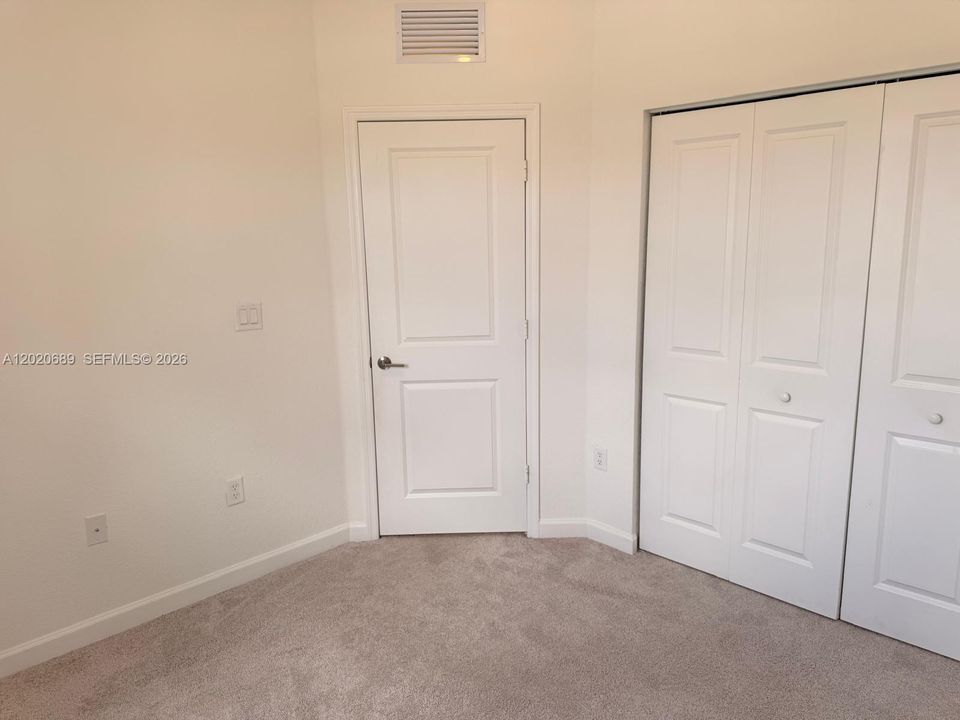 Active With Contract: $2,700 (3 beds, 2 baths, 1331 Square Feet)