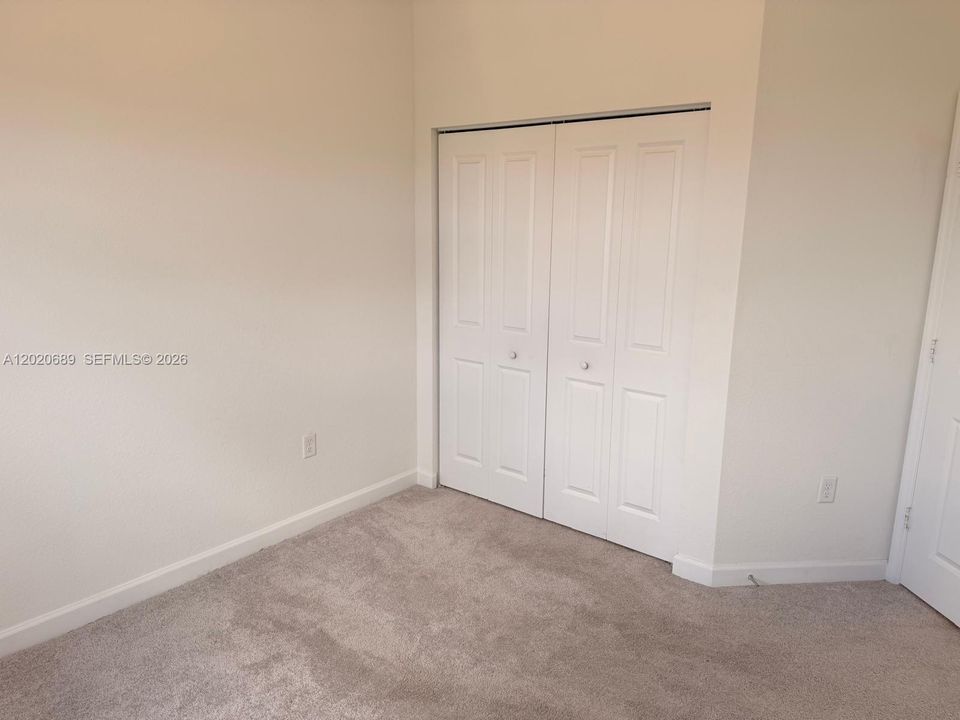 Active With Contract: $2,700 (3 beds, 2 baths, 1331 Square Feet)
