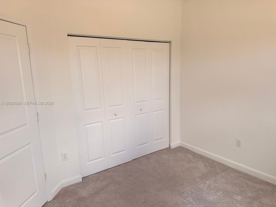 Active With Contract: $2,700 (3 beds, 2 baths, 1331 Square Feet)