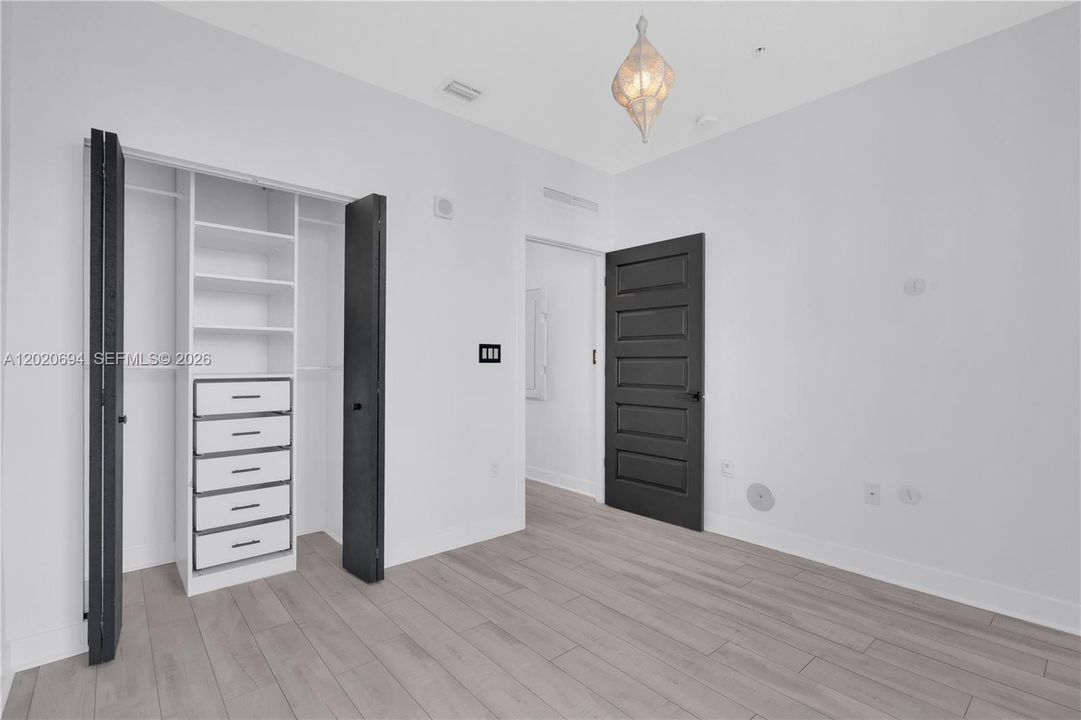 En Venta: $499,000 (3 camas, 2 baños, 1129 Pies cuadrados)