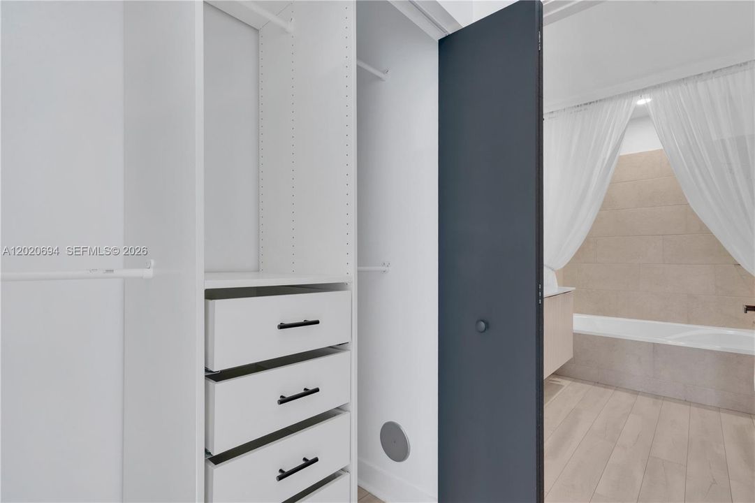 En Venta: $499,000 (3 camas, 2 baños, 1129 Pies cuadrados)